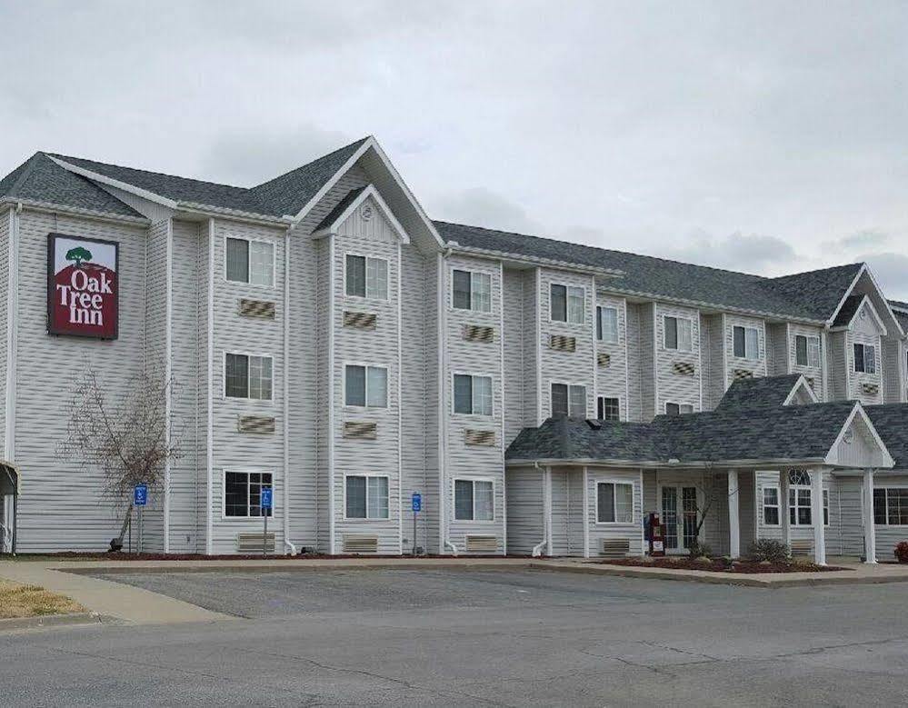 Travelodge By Wyndham Fort Scott Exteriör bild